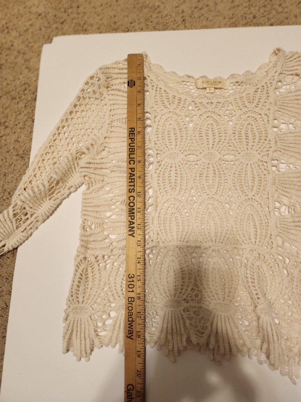 Rebellion Open Knit Crochet Cottagecore Crop Top Festival BohoChic Size Small - Picture 3 of 11